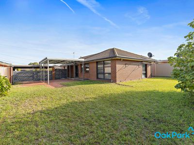 95 Harricks Crescent, Attwood