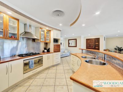 87 Mackerel Street, Woodgate