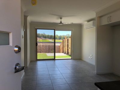 2 / 12 Claireview Street, Logan Reserve