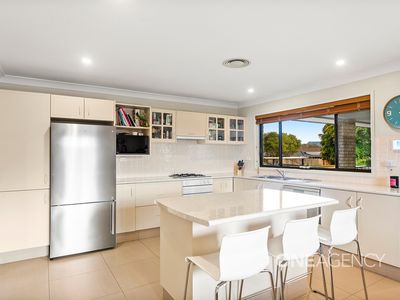 6 Primrose Place, Farmborough Heights