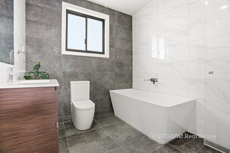 18 Cassie Avenue (Grantham Farm), Riverstone