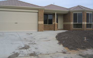 L670 Storey Drive, Pakenham