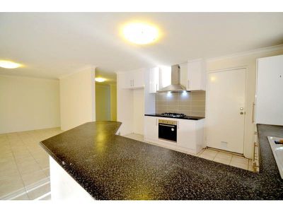 84 Towncentre Drive, Thornlie