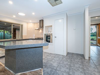 9 / 9 Berry Court, Maddington