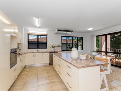 3 / 12 Paxton Street, North Ward