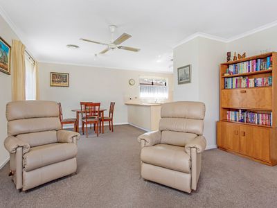 Unit 2 / 14 Jeffrey Avenue, Flora Hill