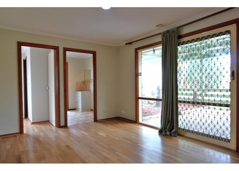 1 Eyebright Square, Hallam