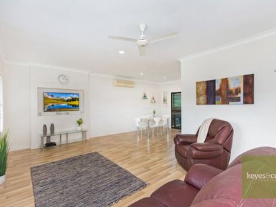 9 Coutts Drive, Bushland Beach