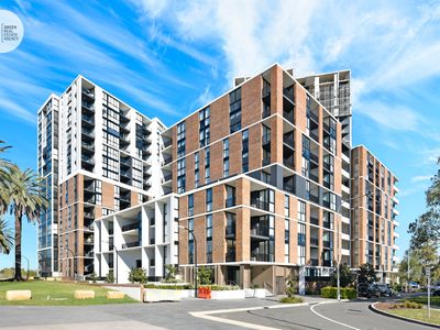 824 / 1 Maple Tree Road, Westmead