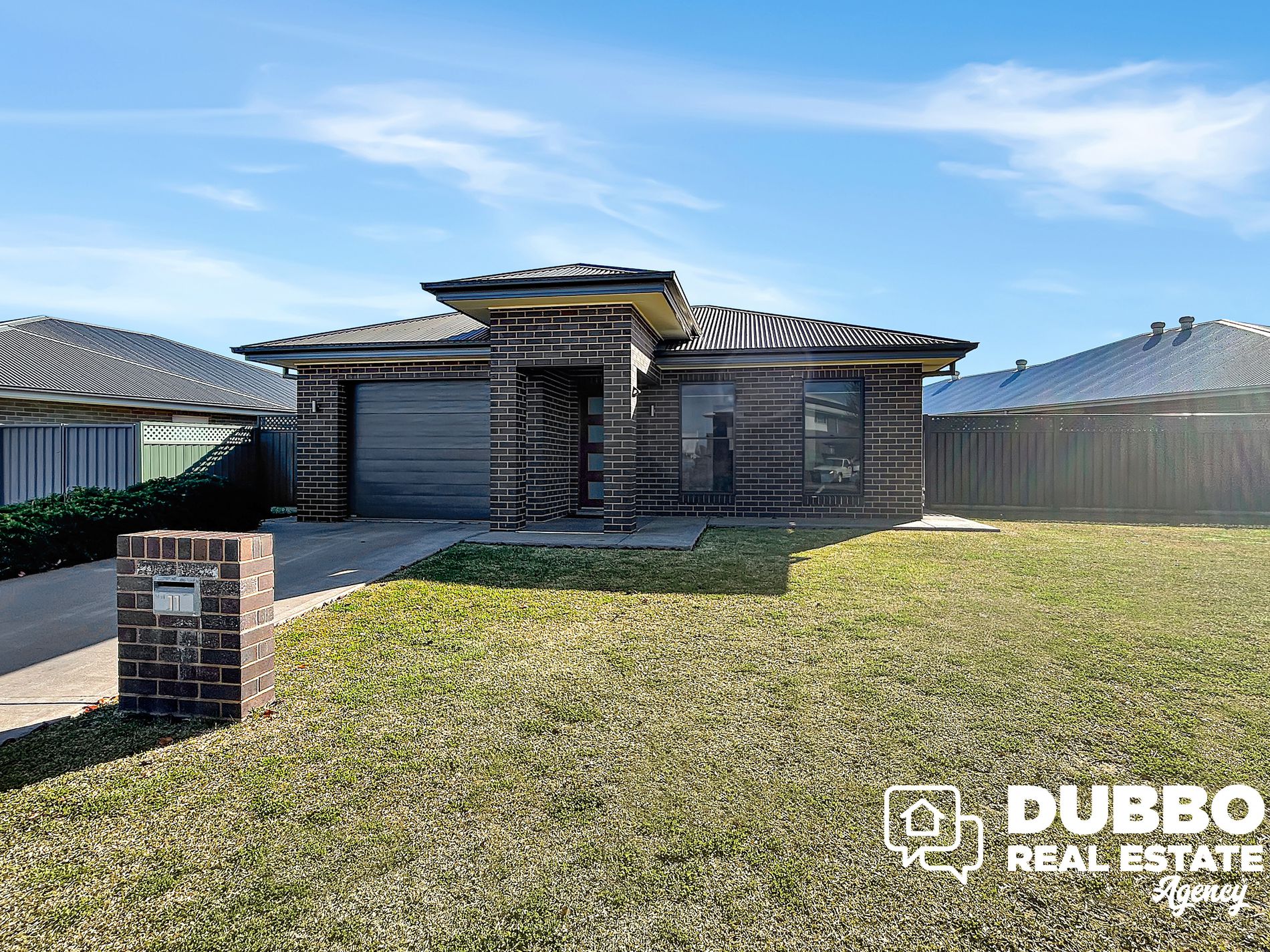 11 Waterfall Crescent, Dubbo
