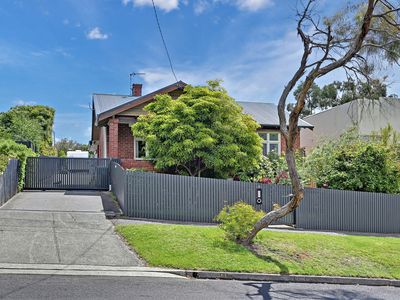11 Salier Crescent, Mount Stuart