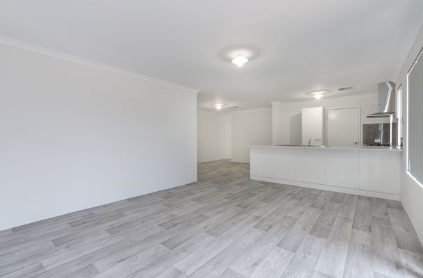 99 Weathering Cres, Baldivis
