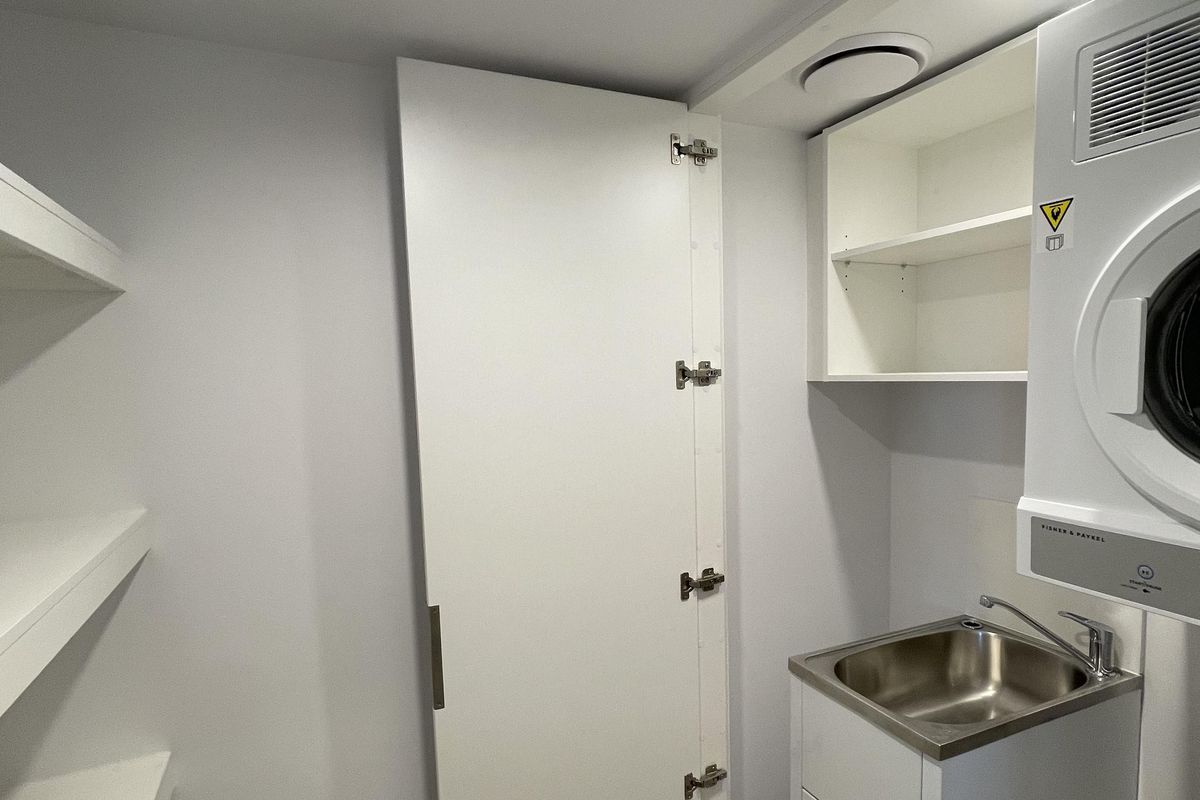 1601 / 8 Chambers Court, Epping