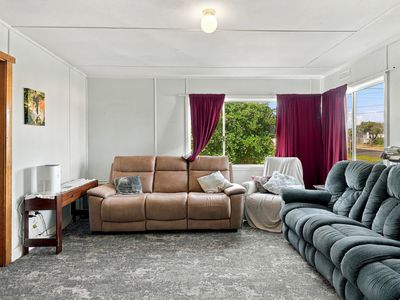 27 Widdowson Street, George Town