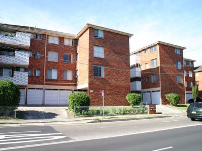 12 / 1 Racecourse Place, Eastlakes