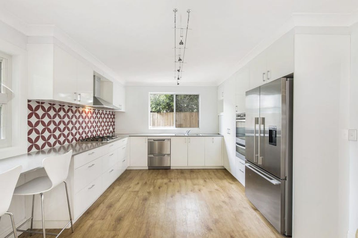 1 Eulalia Avenue, Point Frederick