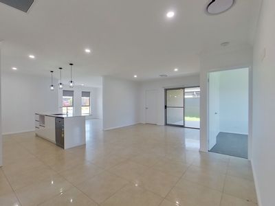 69 Argyle Avenue, Dubbo