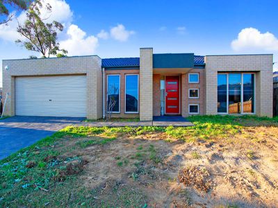 35 Chestnut Chase, Pakenham
