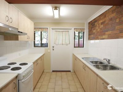 6 / 22 Beverley Avenue, Rochedale South
