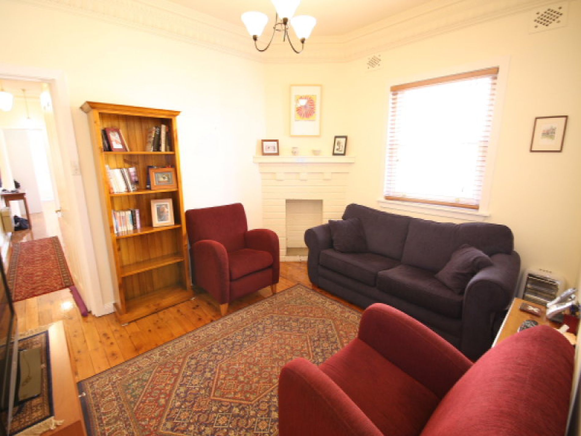 15 St Helena Parade, Eastlakes