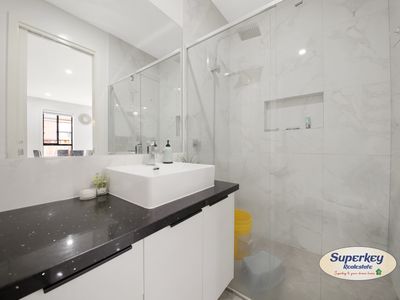 32 Blackwood Road, Lara