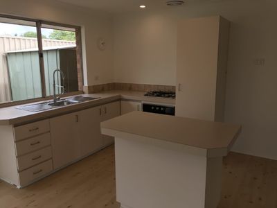 10 Dauphine Place, Joondalup