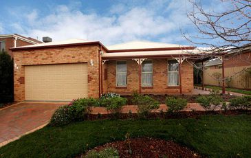 16 Evergold Close, Narre Warren South