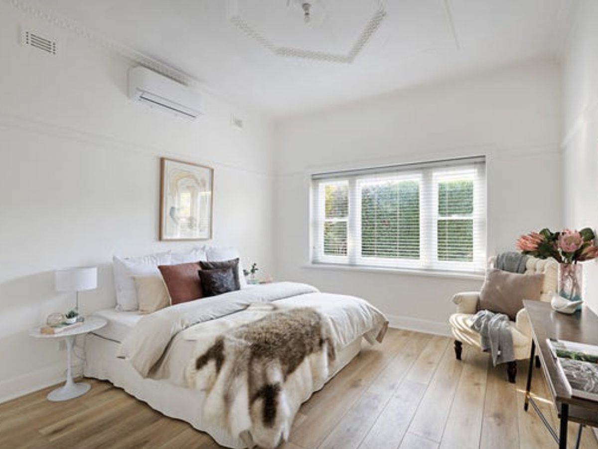 59 Leinster Grove, Northcote
