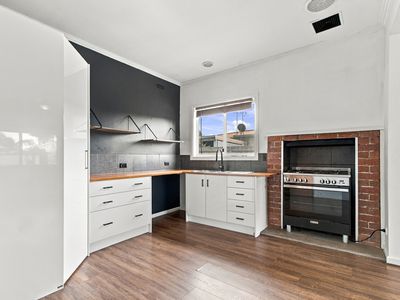 26 Valentine Crescent, Sale