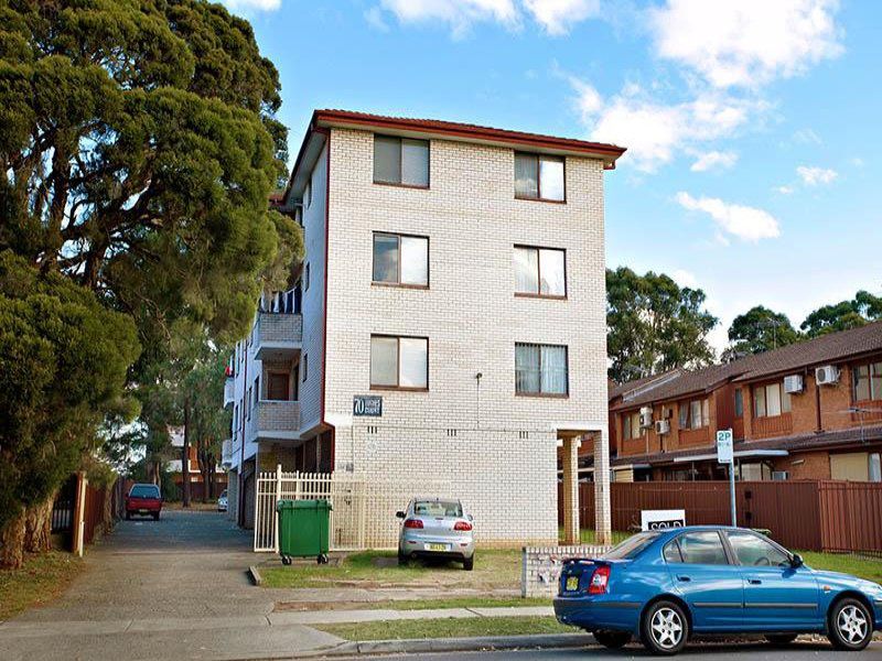 11 / 70 Hughes St, Cabramatta