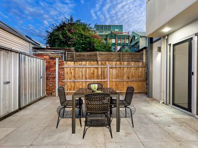 11 Woodlawn Street, Richmond