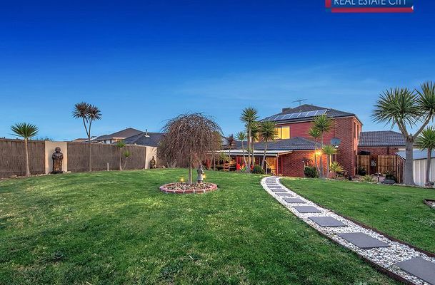 52 Royal Terrace, Craigieburn