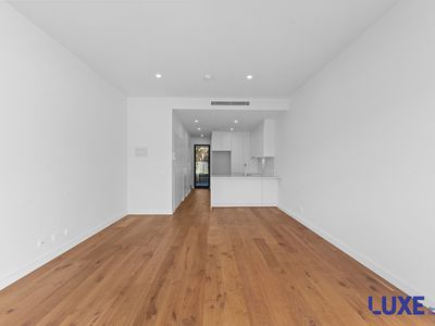 30 / 20 Leahy Close, Narrabundah