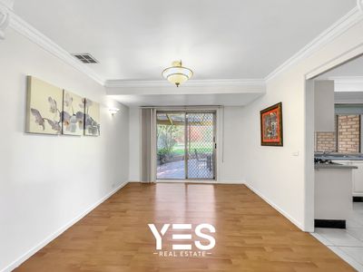 2 Streeton Court, Rowville