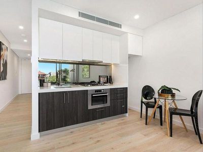 614 / 88 Anzac Parade, Kensington