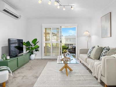 1 / 16 Napier Street, Ascot