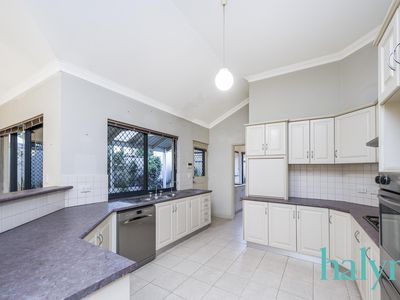1B Canna Way, Ardross