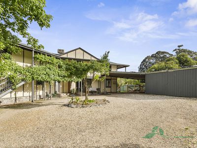 11 Hores Lane, Tawonga