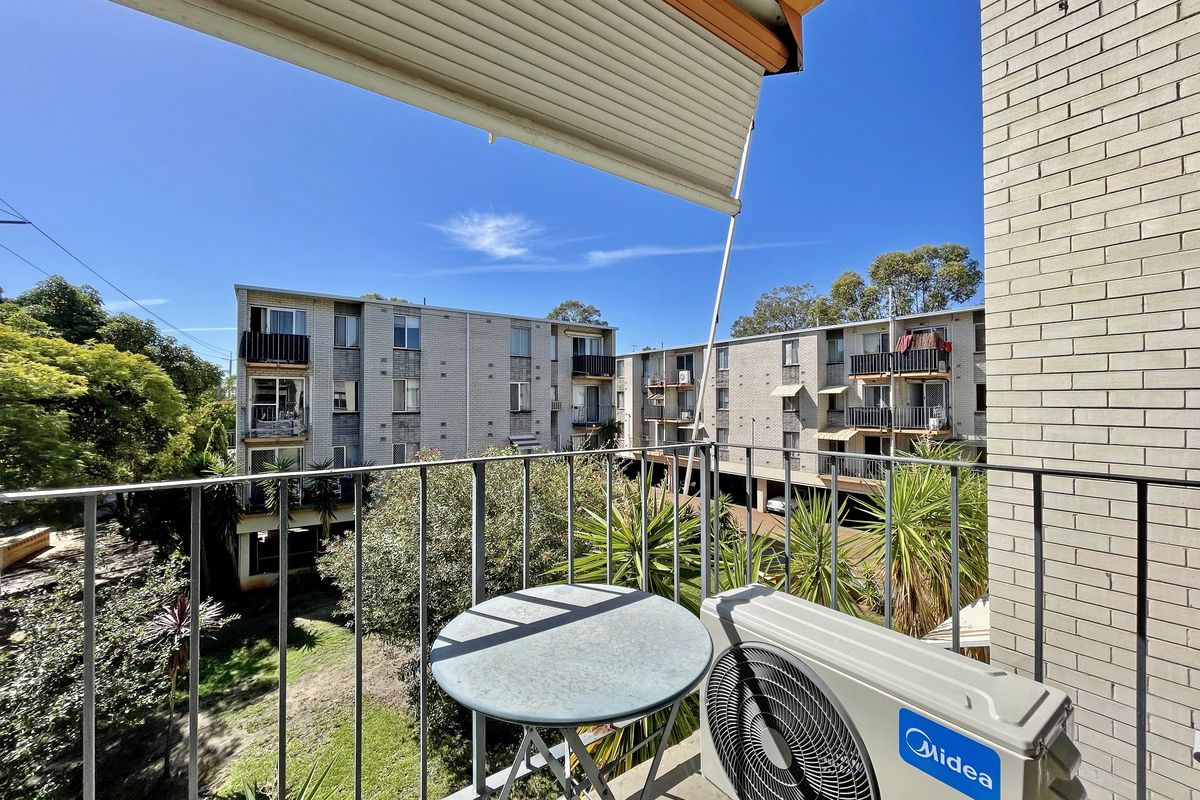 7 / 156 Whatley Crescent, Maylands