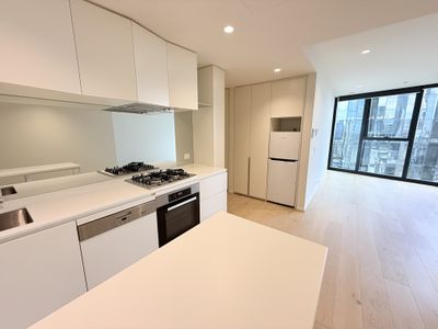 3510 / 18 Hoff Boulevard, Southbank