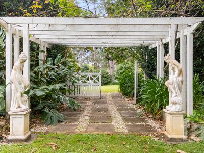 216-222 Long Road, Tamborine Mountain