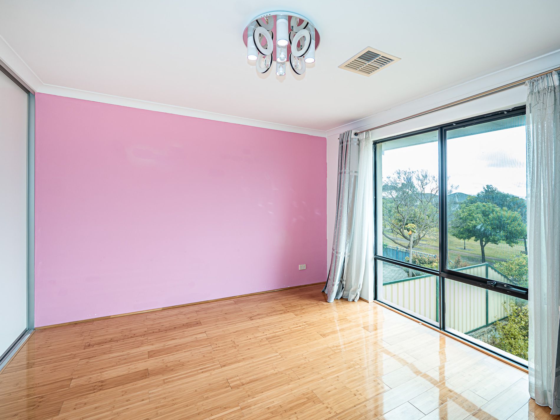 2 Jesmond Lane, Success