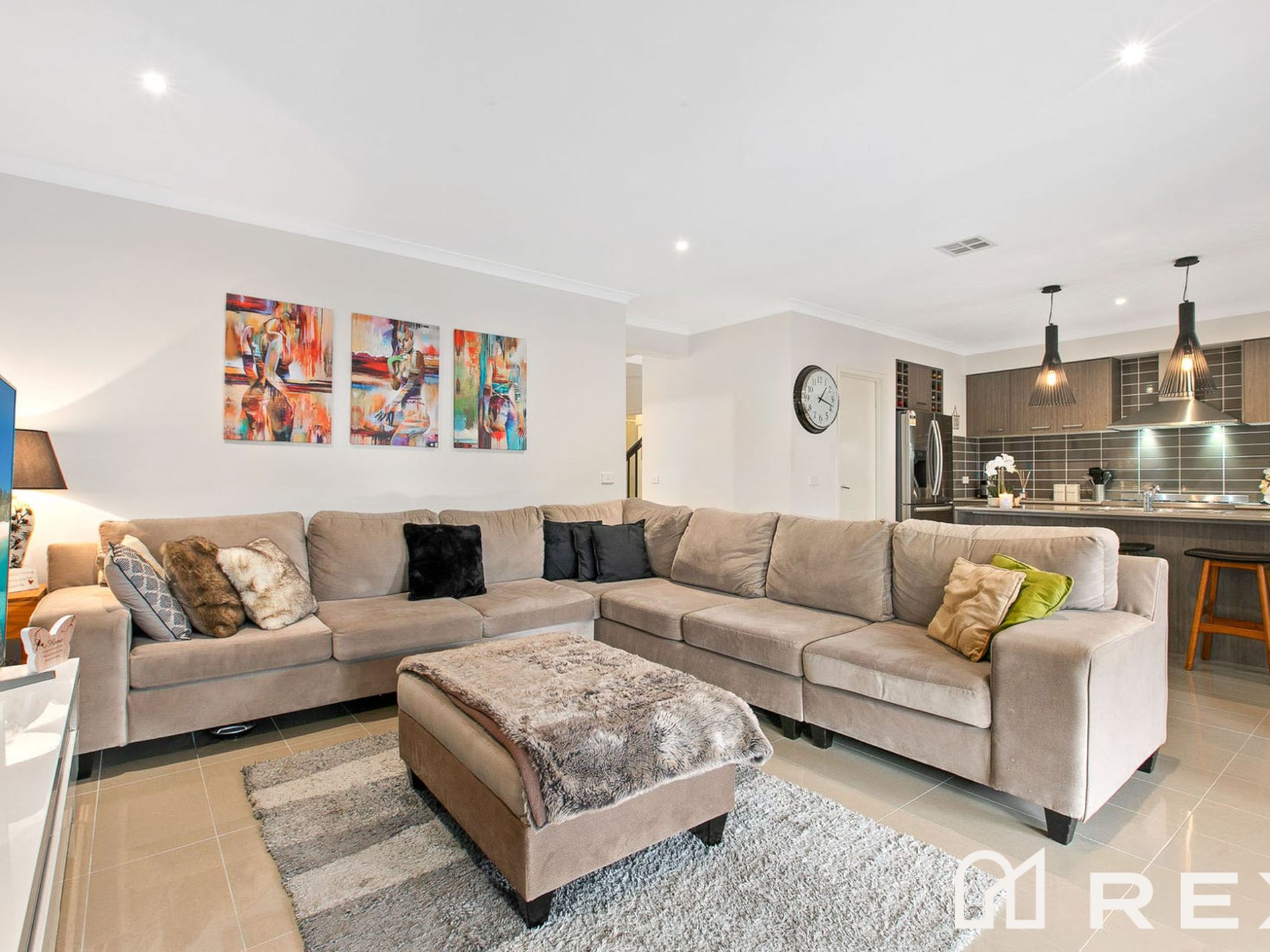 44 Karawarra Circuit, Cranbourne North