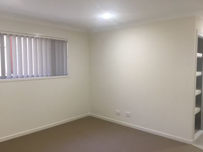 20 Clermont Street, Holmview