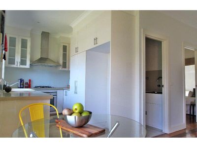 2 / 37 Colin Road, Oakleigh South