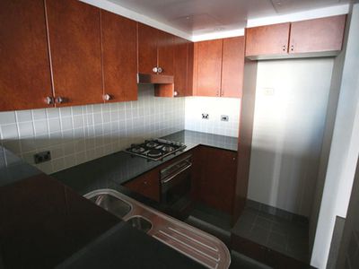2202 / 1 Hosking Place, Sydney