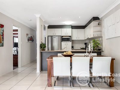 4 / 3 Bindaree Way, Ocean Shores