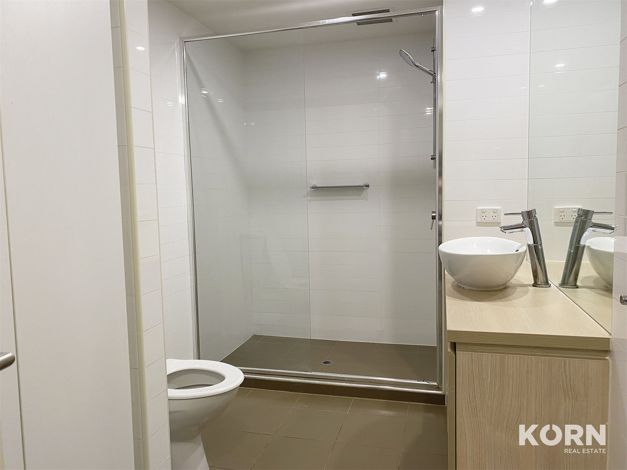 307 / 10 Balfours Way, Adelaide