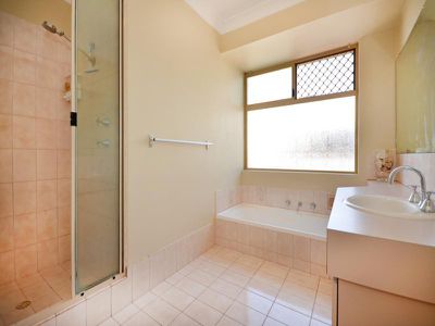 2 Scaffell Gardens, Carine