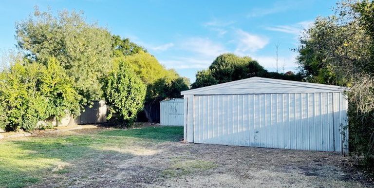 14 Charman Avenue, Euroa